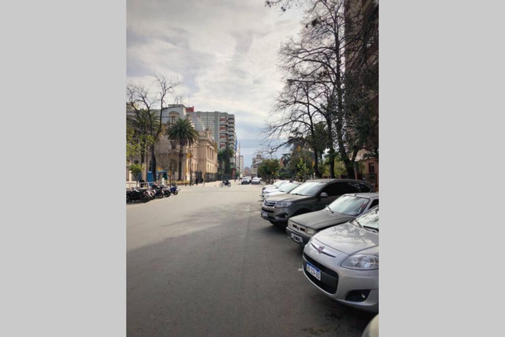 Departamento Centrico A Metros De Plaza Belgrano San Salvador de Jujuy Exterior foto